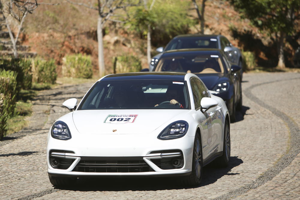 porsche1201