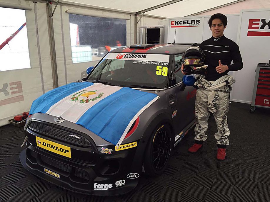 Juan Diego Hernández se ubica 14 en la Mini Challenge