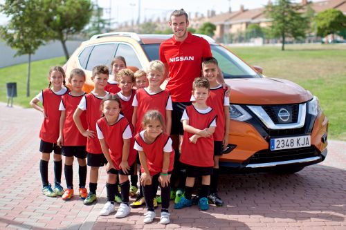 Nissan extiende su alianza global con la UEFA Champions League