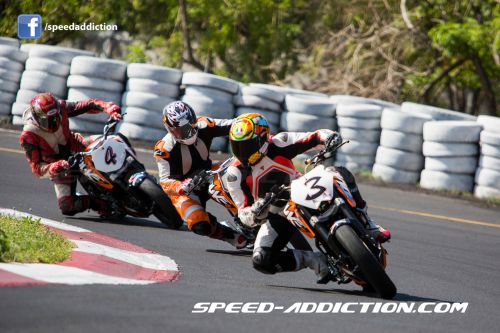 La Copa KTM Duke 200 compite en el Campeonato Nacional de Automovilismo