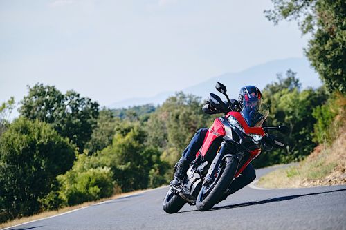 Presentan en Guatemala los nuevos modelos 2022 de Ducati