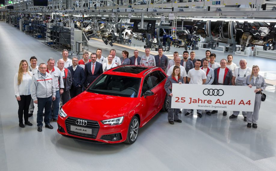 Bodas de plata: el Audi A4 cumple 25 años