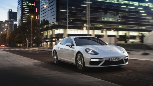 Porsche invertirá unos 7.500 millones de dólares en electromovilidad hasta 2022